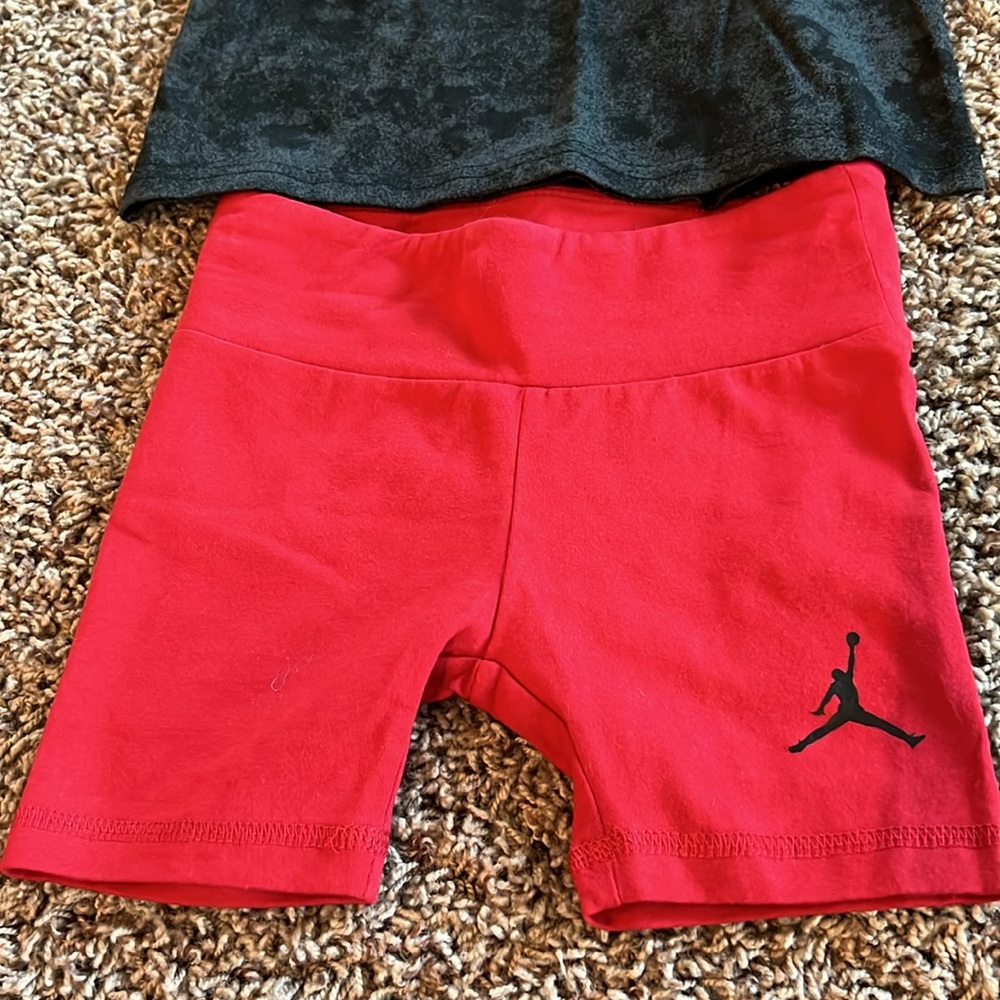 Girls Little Kids Jordan Flight T-shirt and Bike Shorts Set - Size 4- New w/tags - Picture 3 of 6